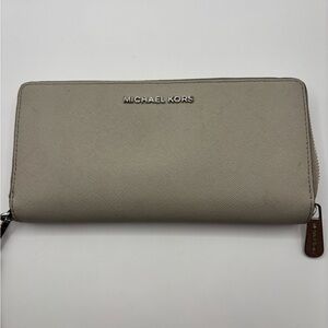 Michael Kors Light Gray Wallet